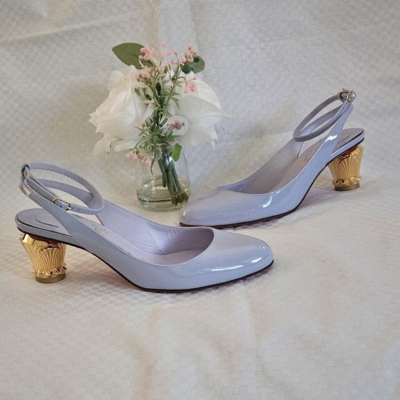 Women's Christian Louboutin Light Grey Patent Leather Luxury Heels Size 6 US - Picture 3 of 16